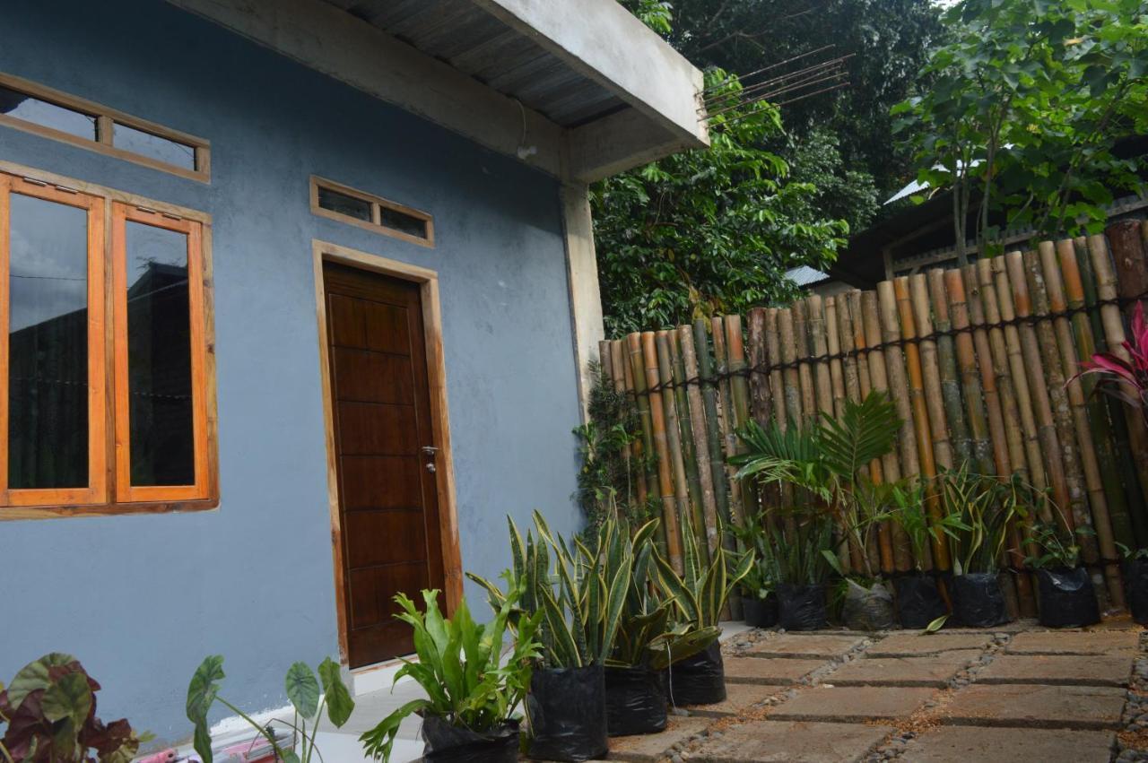 Mahoni Guest house *